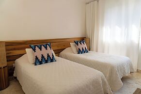 Las Canas Beach Retreat
