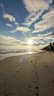 Las Canas Beach Retreat