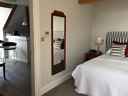 Watersmeet Hotel
