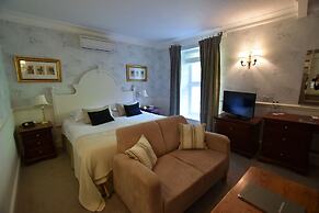 Watersmeet Hotel