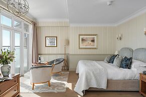 Watersmeet Hotel