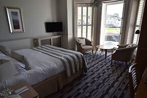Watersmeet Hotel