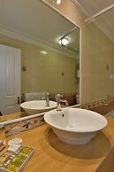Watersmeet Hotel