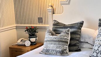 Watersmeet Hotel