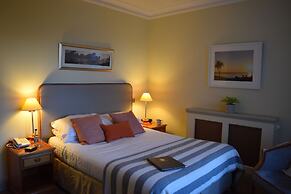 Watersmeet Hotel