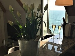 Watersmeet Hotel