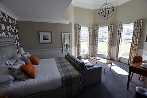 Watersmeet Hotel