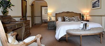 Watersmeet Hotel