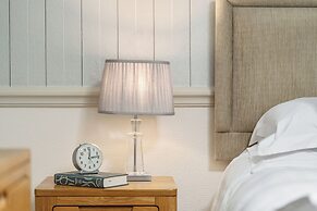 Watersmeet Hotel