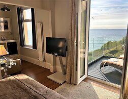 Watersmeet Hotel