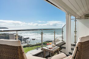 Watersmeet Hotel