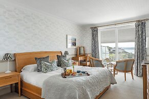 Watersmeet Hotel