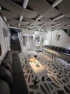 Zoumis Residence