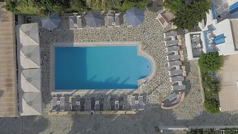 Zoumis Residence