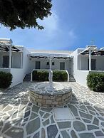 Zoumis Residence