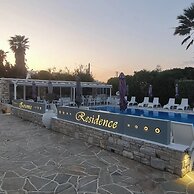 Zoumis Residence