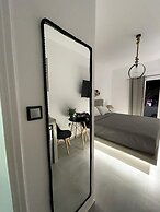 Zoumis Residence