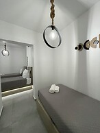 Zoumis Residence
