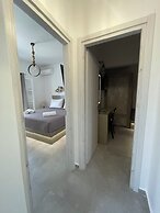 Zoumis Residence