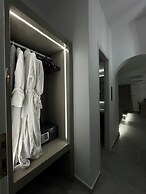 Zoumis Residence
