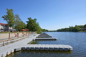 Wasaga Riverdocks Hotel Suites