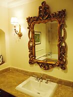Dhavara Boutique Hotel