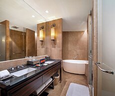 Pullman Haining