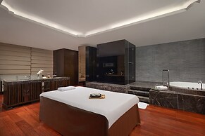 Pullman Haining