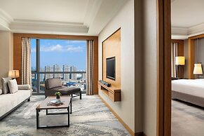 Pullman Haining