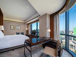 Pullman Haining