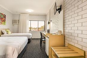 Boomerang Hotel