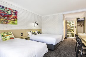 Boomerang Hotel