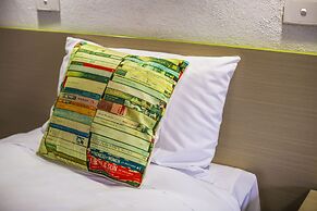 Boomerang Hotel