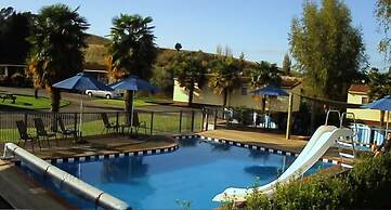 Whanganui River Top 10 Holiday Park