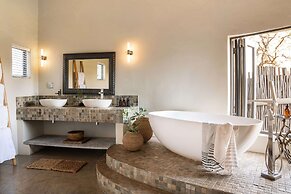 Simbavati River Lodge