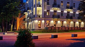 Bristol ART & Medical SPA