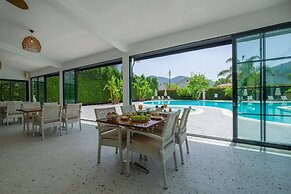 Grand Göcek Hotel