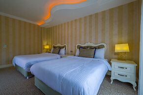 Grand Göcek Hotel