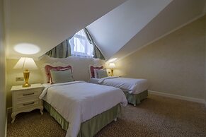 Grand Göcek Hotel