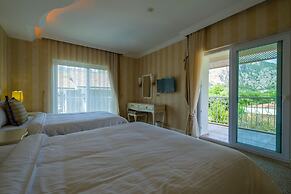 Grand Göcek Hotel