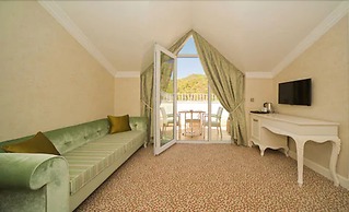 Grand Göcek Hotel