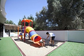 Risa Hotel