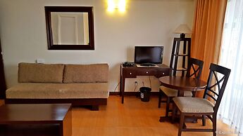 Gardenville Hotel