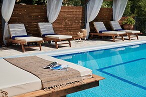 Emerald Villas & Suites