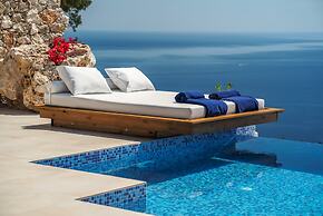 Emerald Villas & Suites