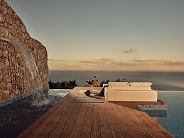 Emerald Villas & Suites
