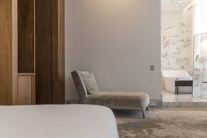Yndo Hotel