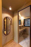 Yndo Hotel