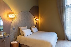 Yndo Hotel