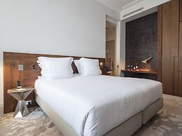 Yndo Hotel